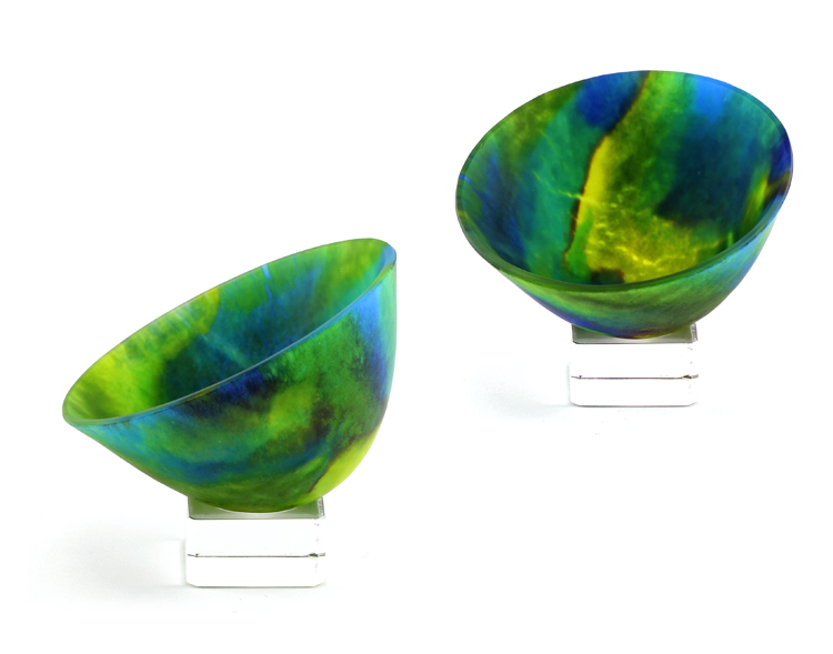 Terre et mer. 8 cm x 4 cm, CAD 120