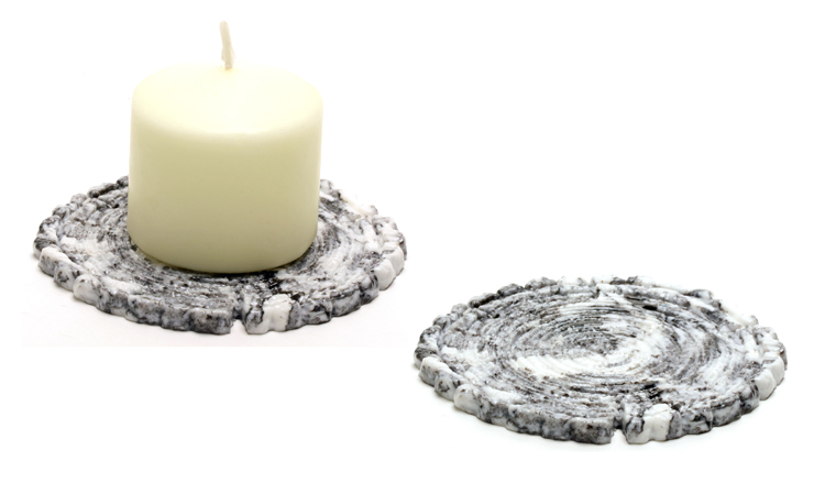 Model P3. 9.5 cm diam. X 5 mm. CAD 40. Available at Christine Mercier atelier-boutique (Quebec City)