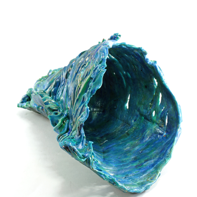 Les derniers soupirs des profondeurs. 30 cm x 21 cm x 14 cm. CAD 400